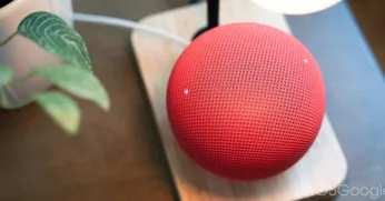 Bazı Google Home Hoparlörler Arkaplan Çok Fazla Veri İndiriyor