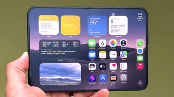 iPhone Duo vs Samsung Galaxy Z Fold 8: Hangisi daha iyi bir katlanabilir telefon?