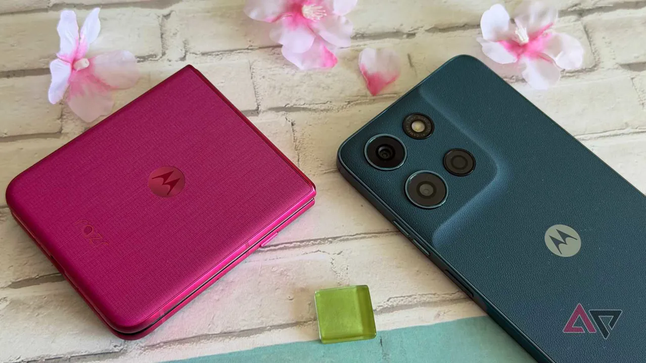 Motorola Razr Ultra next to a Motorola G Play 2026
