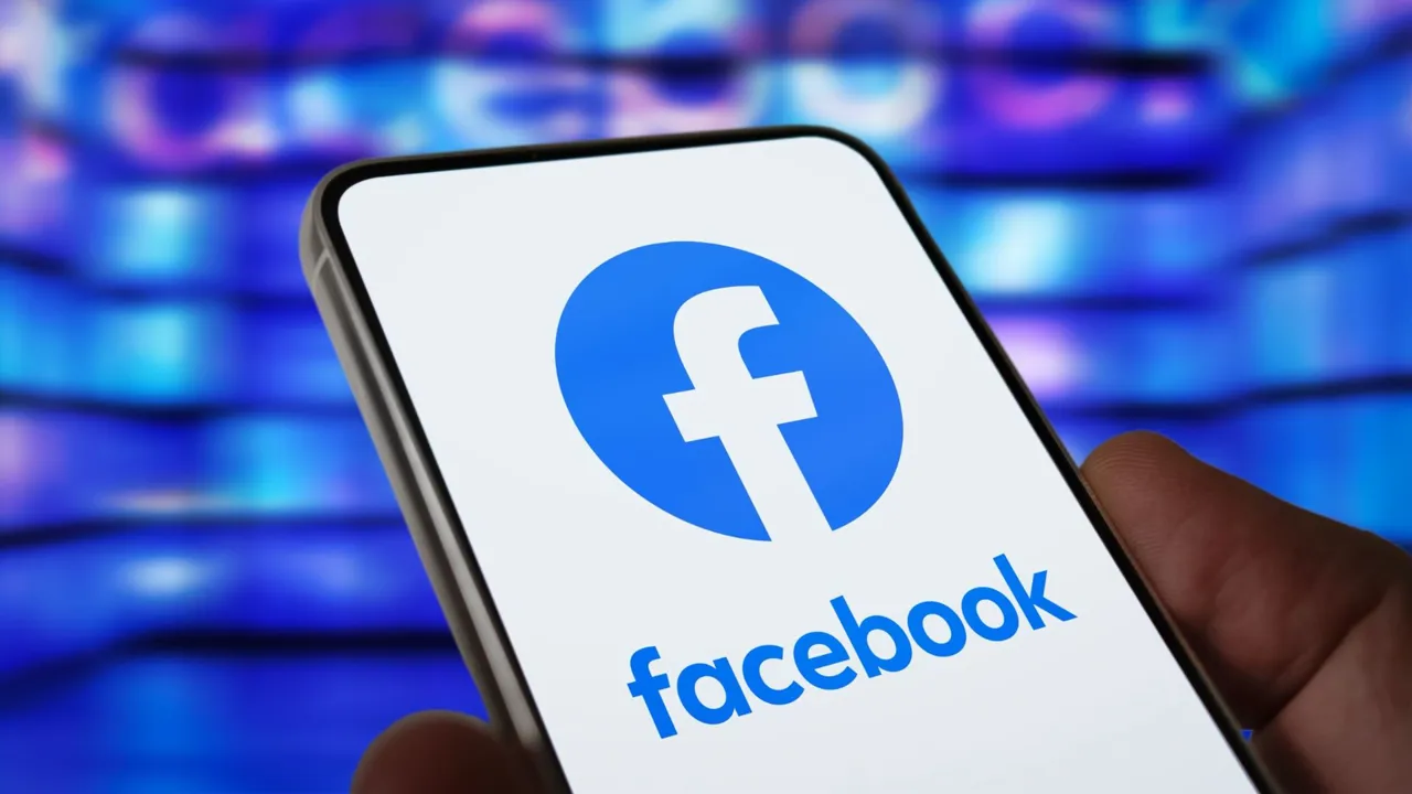 Facebook ve Instagram'da kısa süreli kesinti: Canlı gelişmeler