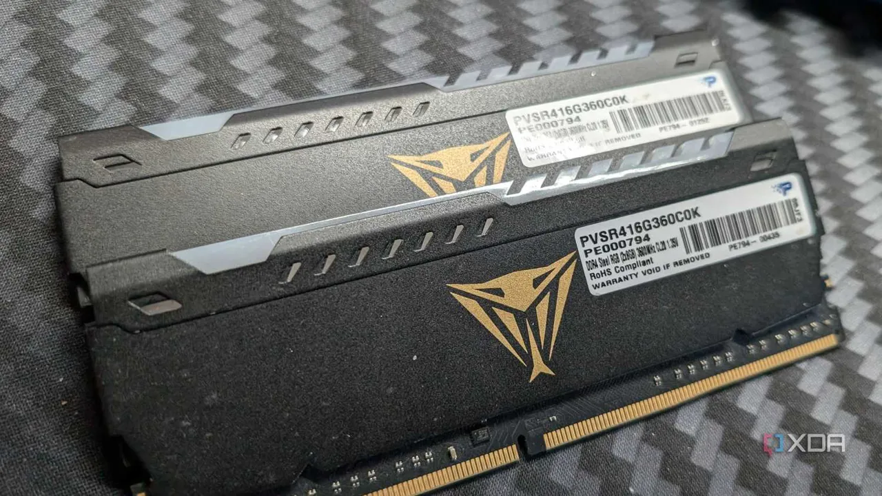 2 patriot viper ddr4 modules on desk
