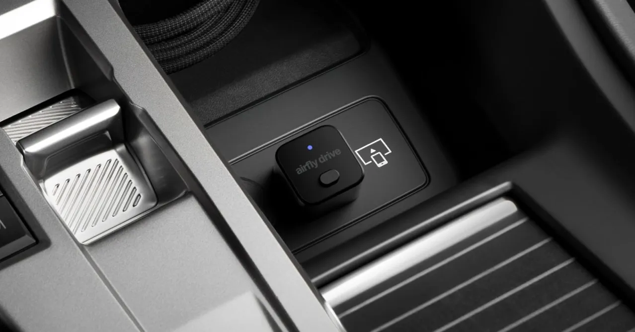 Twelve South, Airfly Drive adlı kompakt kablosuz CarPlay adaptörünü piyasaya sundu