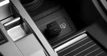 Twelve South, Airfly Drive adlı kompakt kablosuz CarPlay adaptörünü piyasaya sundu