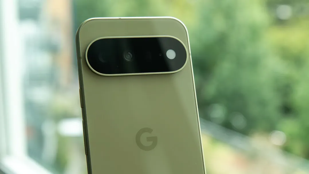 Pixel 11’in yeni özelliği, yerel işletmeleri kullanıcı adına aramayı kolaylaştırıyor