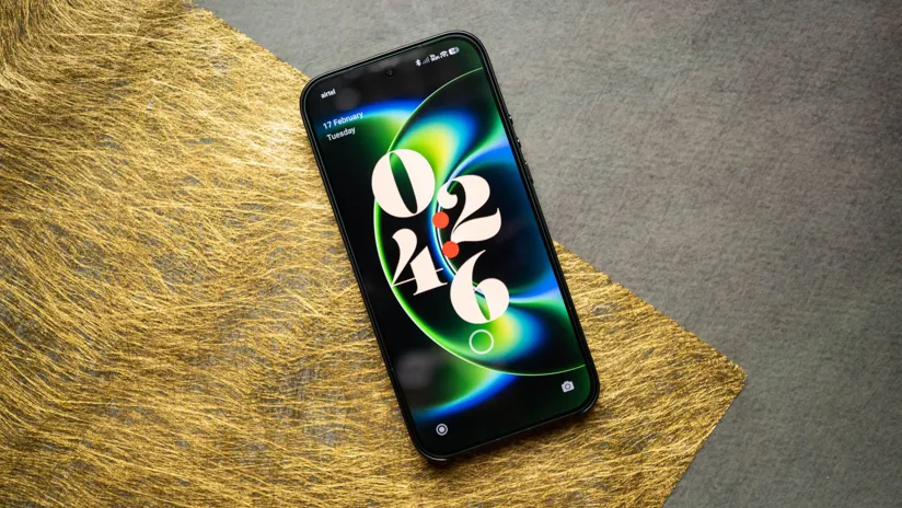 Xiaomi 18 Pro'nun yeni gizlilik ekranı Samsung'u kendi oyununda yenebilir