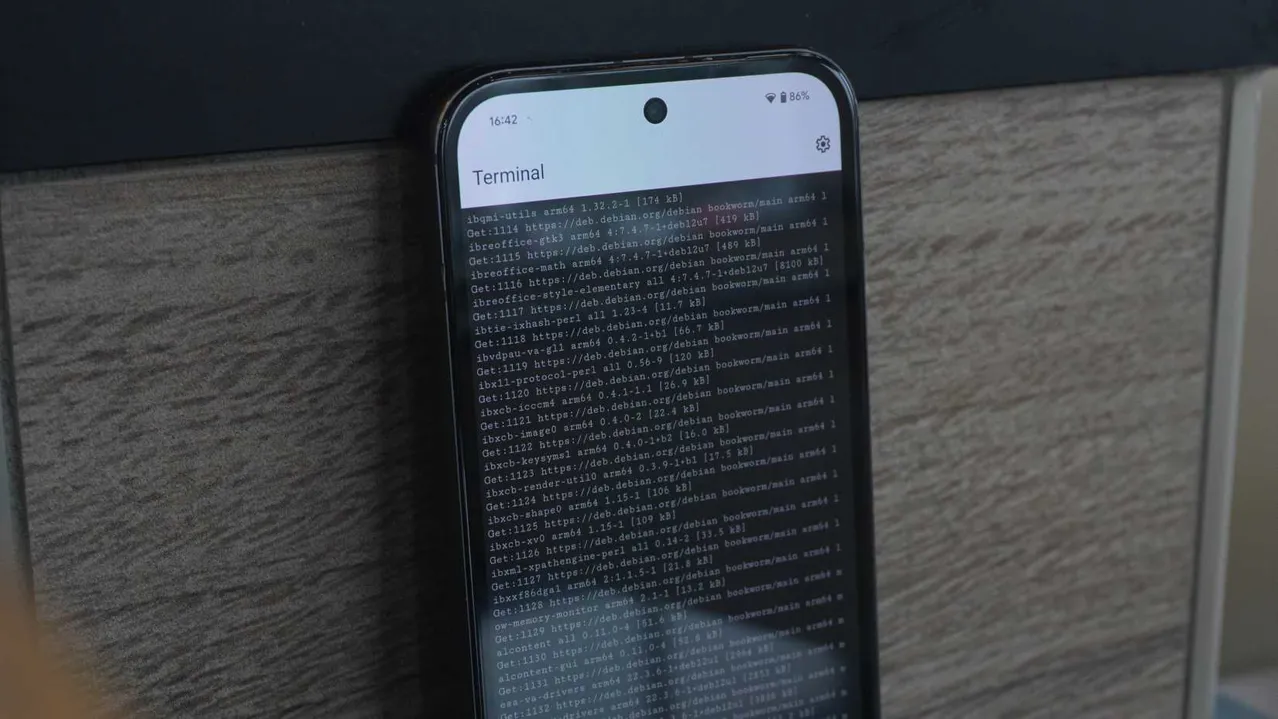 Android üzerinde Linux terminali