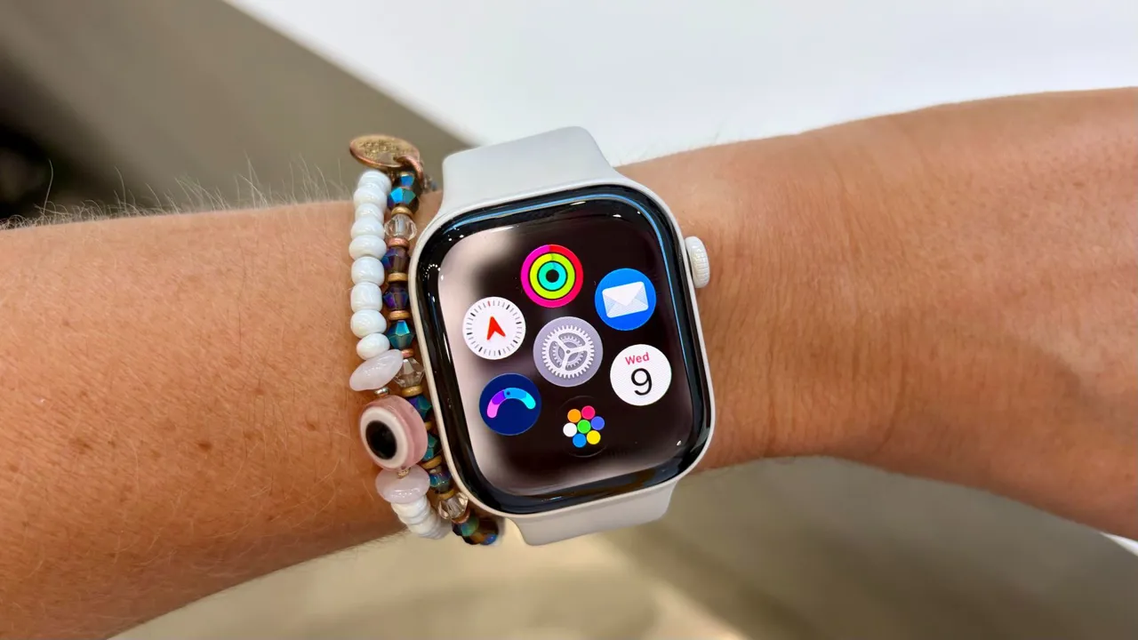 Apple'ın ekransız fitness takip cihazı çıkaracağı iddiası: Fitbit Air, Garmin Cirqa ve Whoop'a rakip olabilir