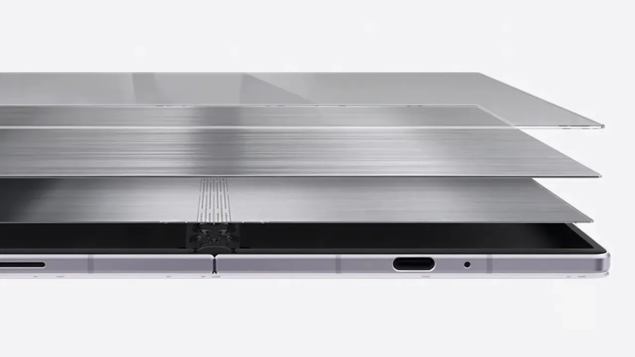 Samsung Galaxy Z Fold 8 Flex Titanium