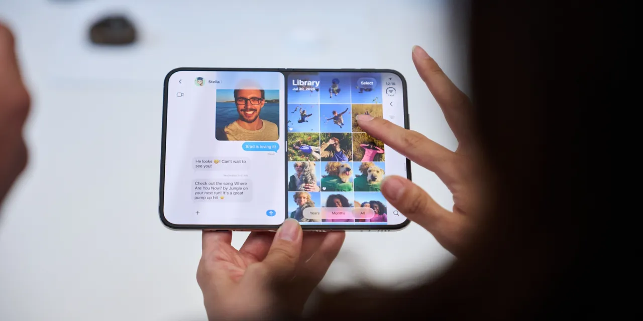 'Yenilenebilir' iPhone Duo ekran katmanı, alıcıların fiyatı gerekçelendirmesine yardımcı olabilir | Lansman etkinliğinde görülen iPhone Duo