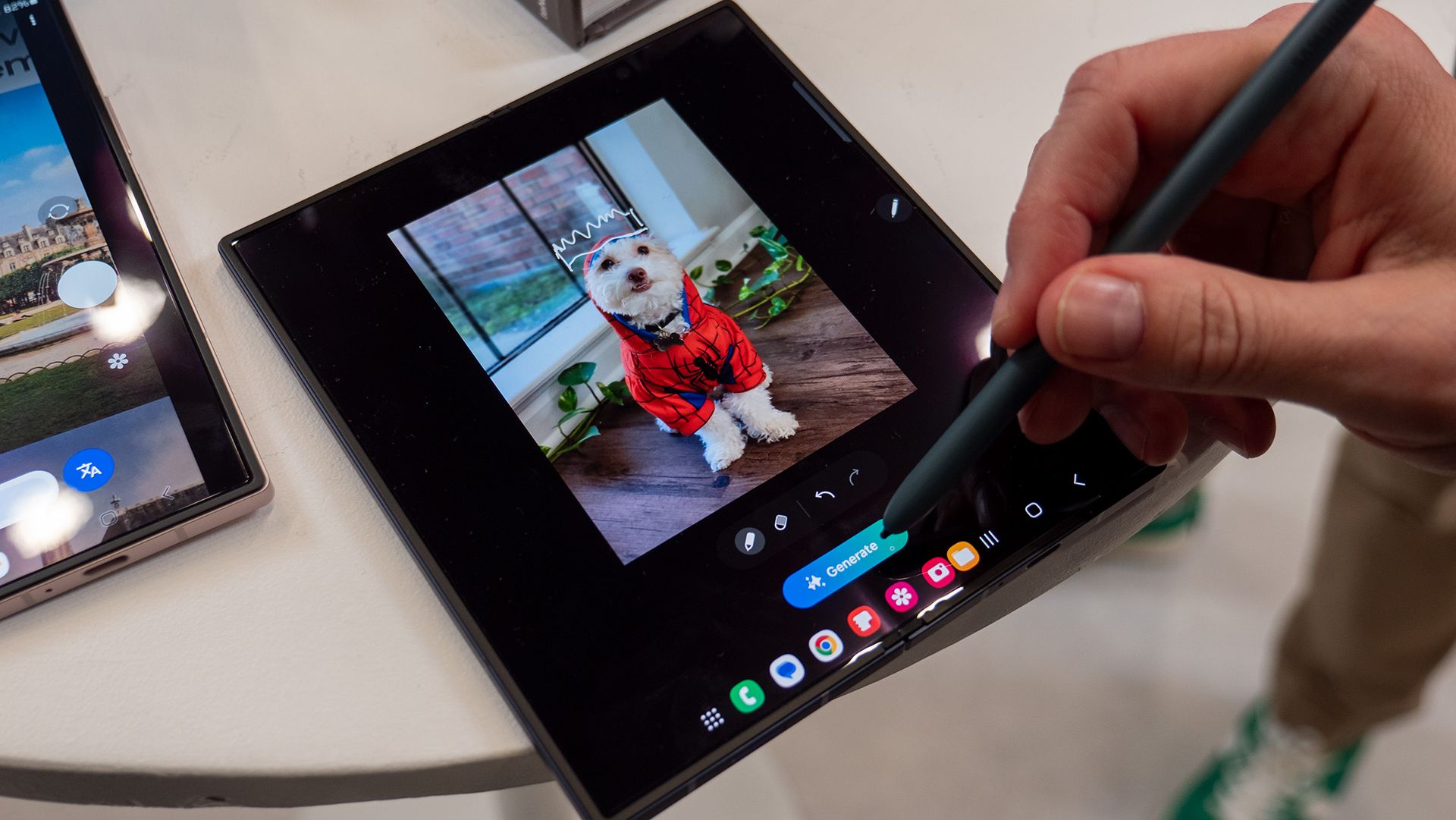 Samsung Galaxy Z Fold 6'da yapay zeka çizim özelliğinin kullanımı